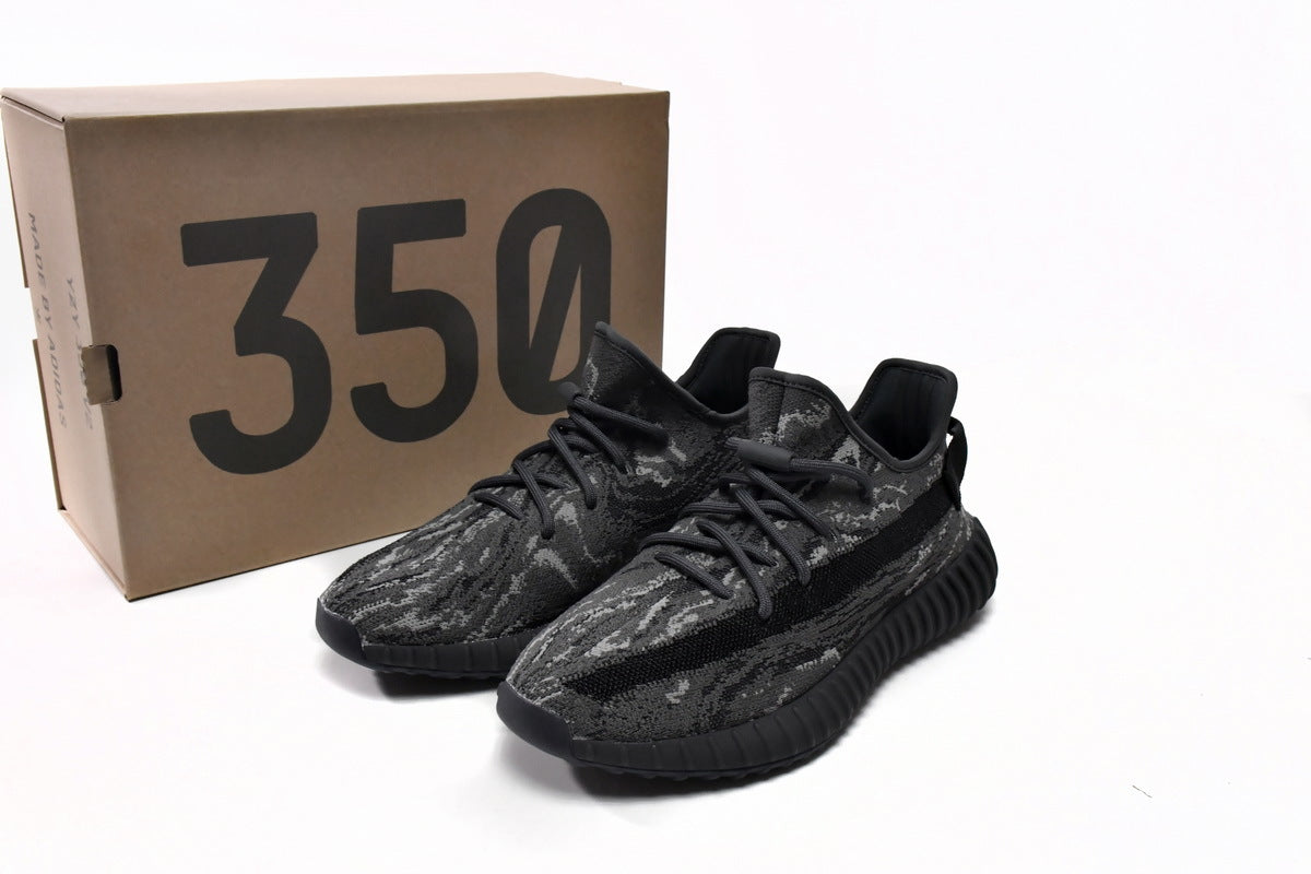 Adidas Yeezy Boost 350 V2 ¨C Lifestyle Sneakers