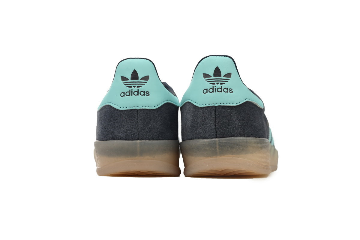 adidas samba  women's shoes  men's samba sneakers adidas samba  OG ¨C Retro German-Inspired Sneakers