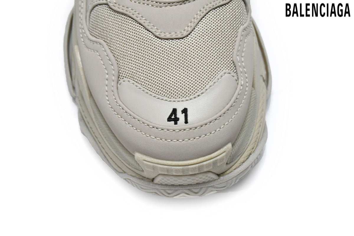 Balenciaga Triple S men's shoes  women sneakers ¨C Beige