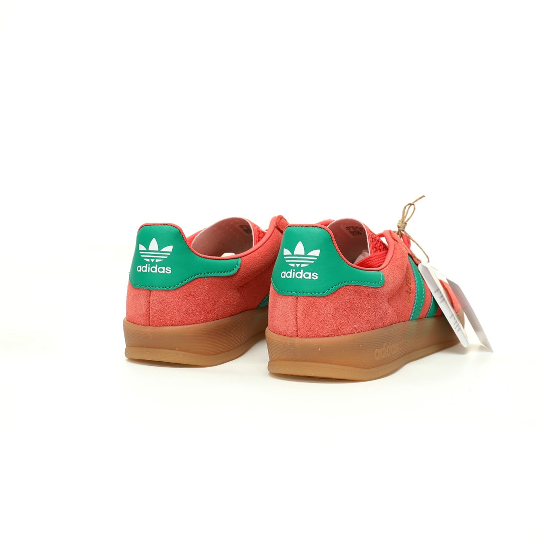 Adidas Originals Gazelle Indoor ¨C Red / Green Gum Suede Low-Top Sneakers