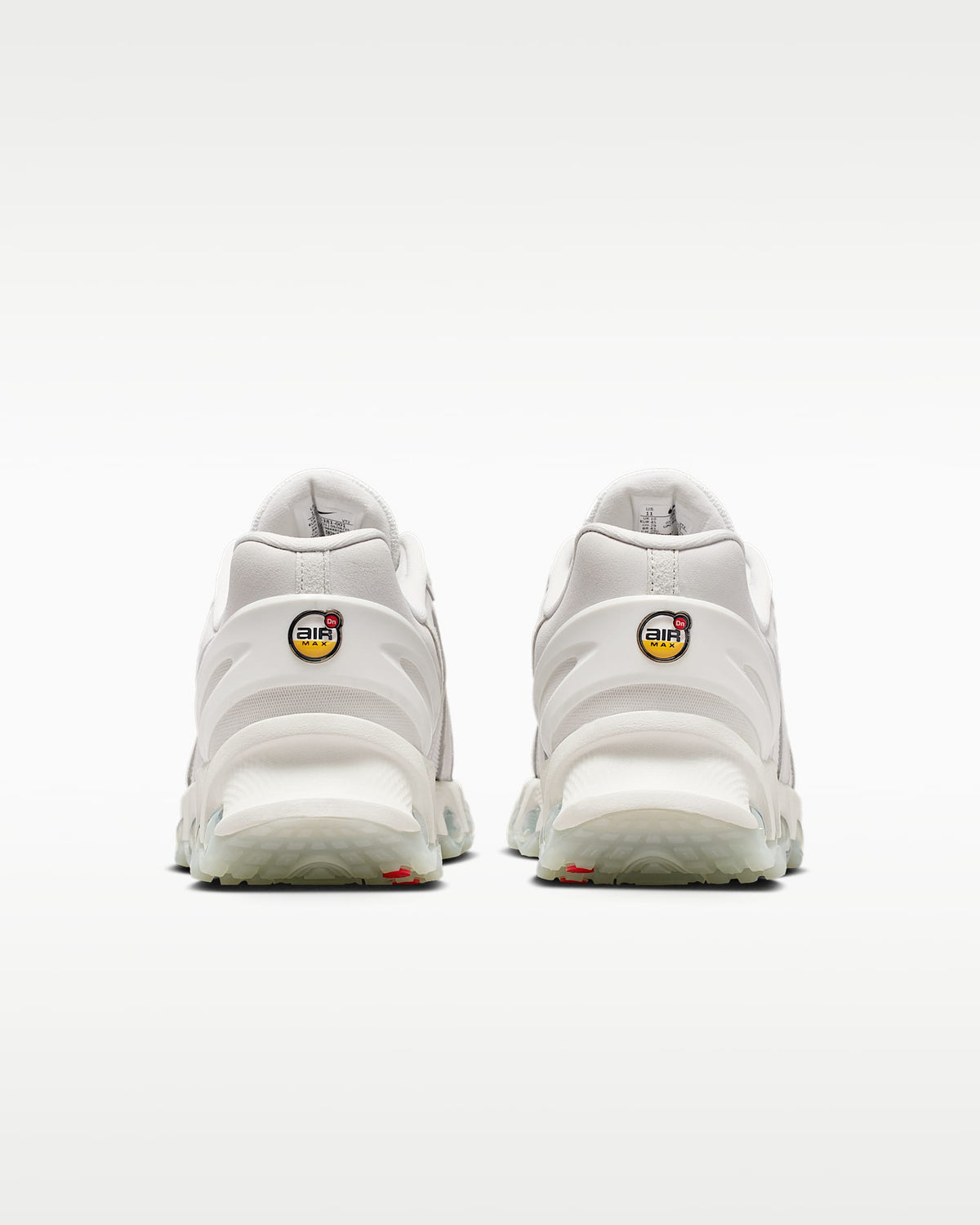 Nike Air Max DN ¨C Off-White/Silver Sneaker