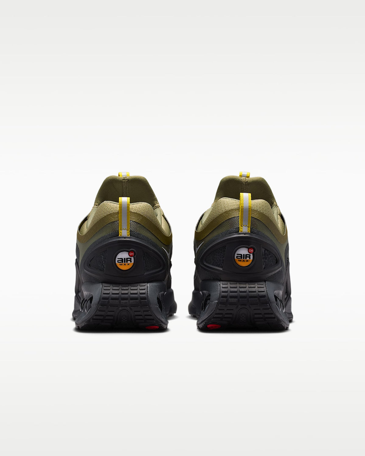 Nike Air Max DN Roam ¨C Olive Green / Black Mesh Athletic Sneakers