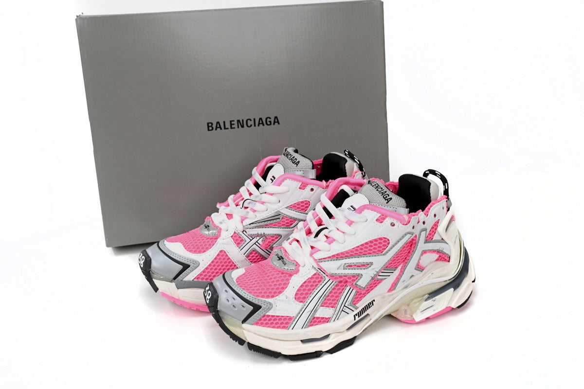Balenciaga men's shoes Track Runner Sneaker ¨C Distressed Low-Top  balenciaga runners Off-white pink