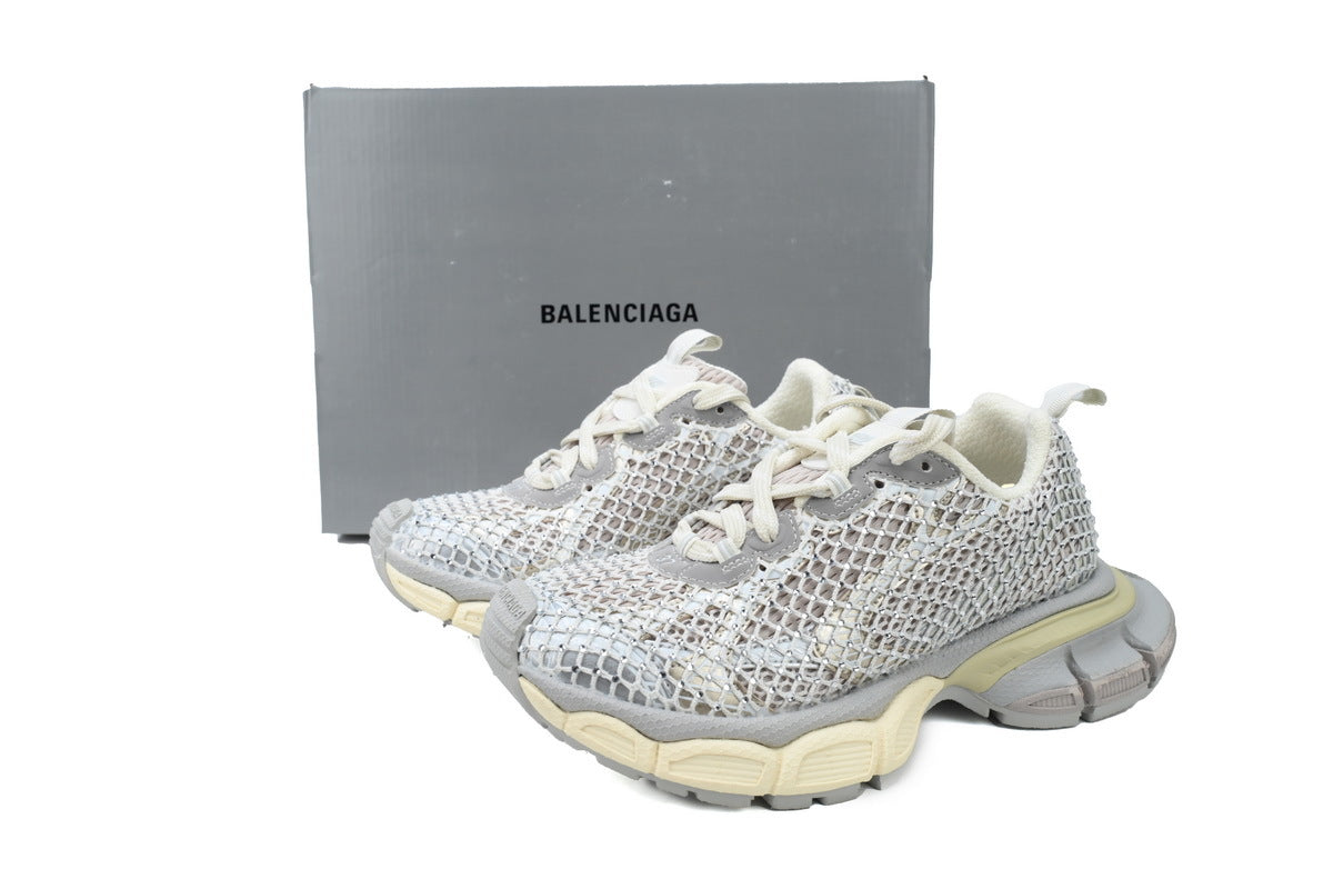 Balenciaga 3XL men's shoes Track Sneaker ¨C Low-Top Chunky Sole  balenciaga runners White