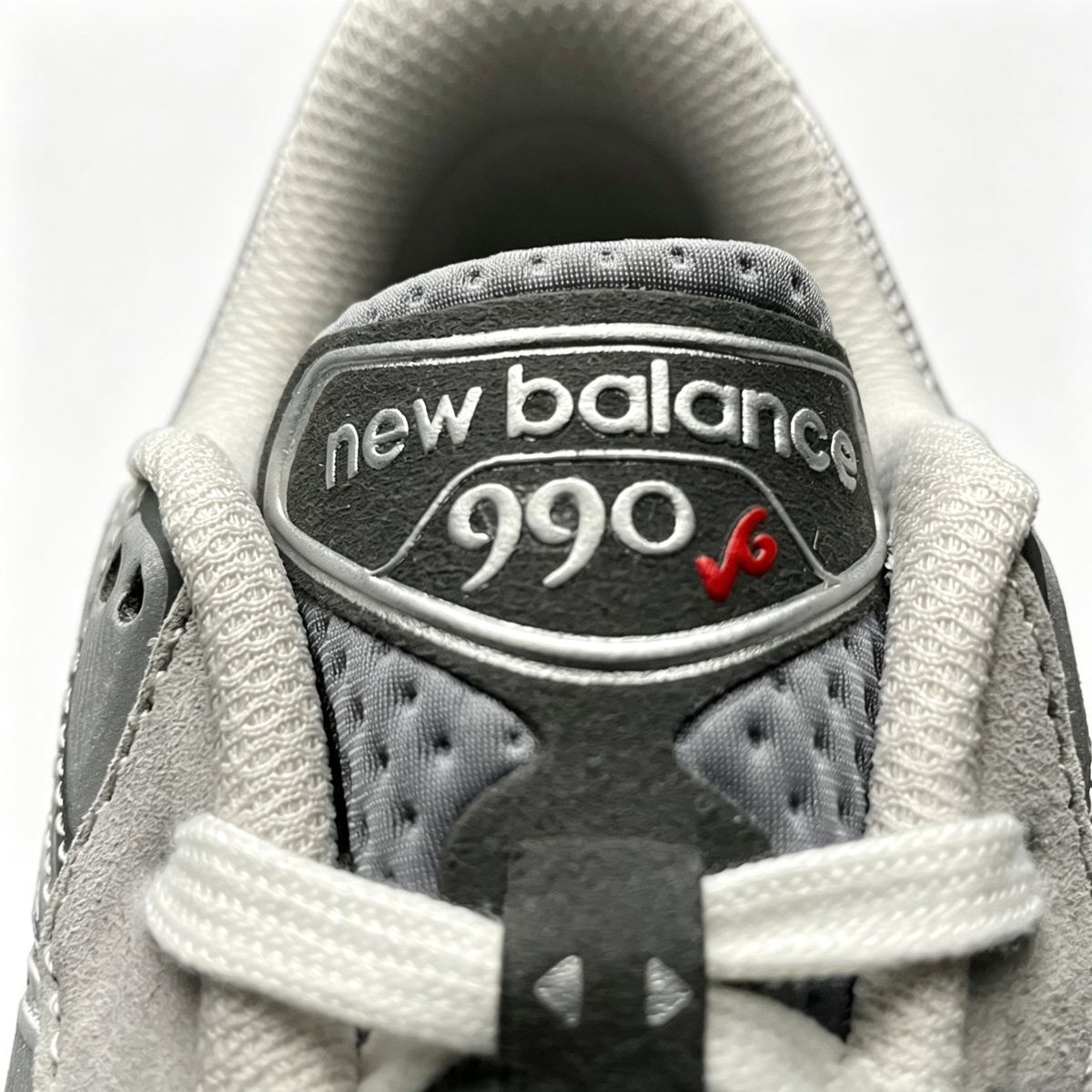 New Balance 990v6 Grey White Women's & Men's Lifestyle Sneakers